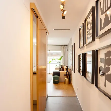 Modern Near Pl. Espana Daire Barselona