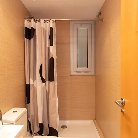 Modern Near Pl. Espana Apartment *